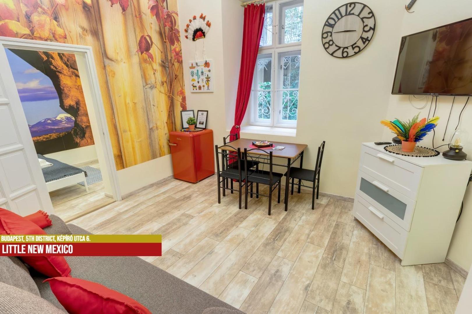 Little Americas Main Street Apartments Budapest Exterior photo