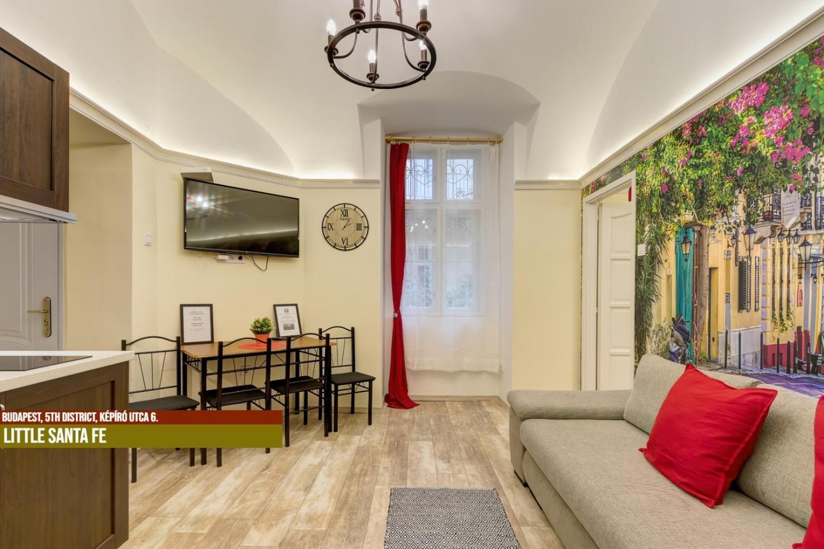 Little Americas Main Street Apartments Budapest Exterior photo